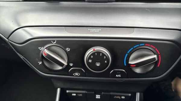 Used Hyundai BAYON 2022 for sale - 76184045: Photo 35