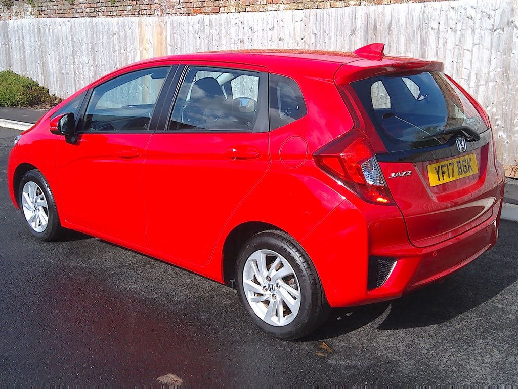 Used Honda Jazz 2017 for sale - 78017837: Photo 27