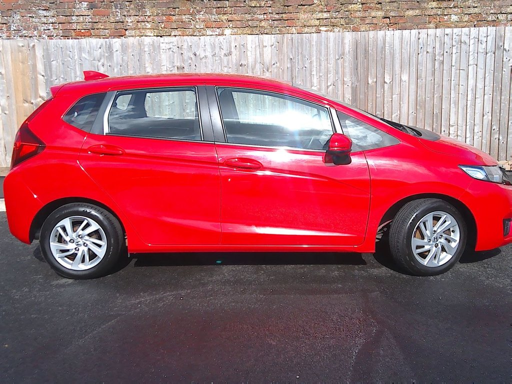 Used Honda Jazz 2017 for sale - 78017837: Photo 28