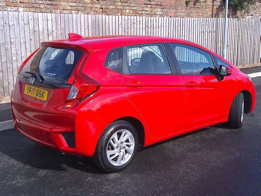 Used Honda Jazz 2017 for sale - 78017837: Photo 3