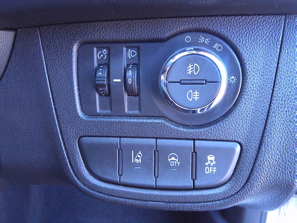 Used Vauxhall Viva 2016 for sale - 77936217: Photo 13