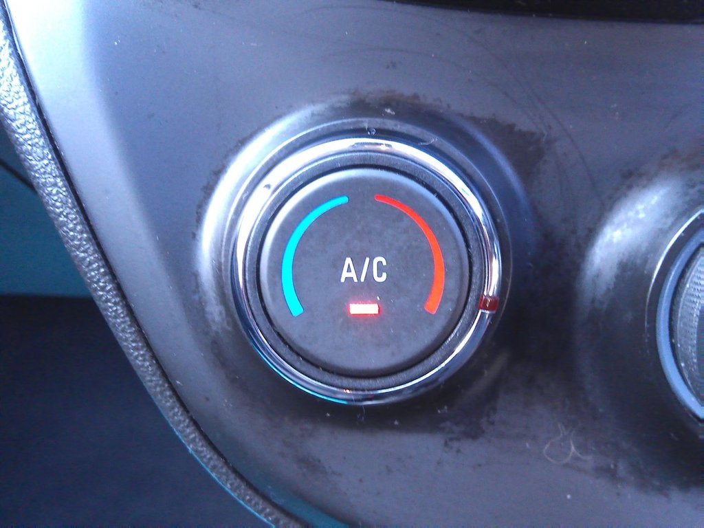 Used Vauxhall Viva 2016 for sale - 77936217: Photo 19