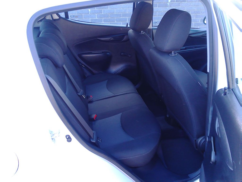 Used Vauxhall Viva 2016 for sale - 77936217: Photo 8