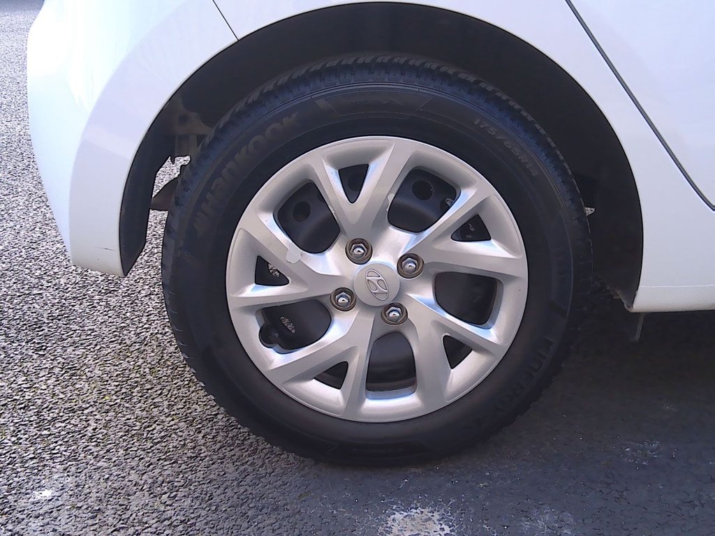 Used Hyundai i10 2018 for sale - 77904922: Photo 10