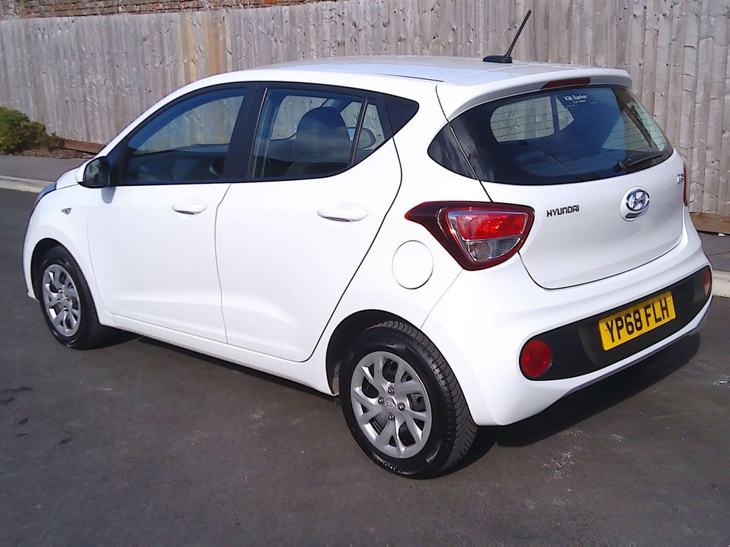 Used Hyundai i10 2018 for sale - 77904922: Photo 28