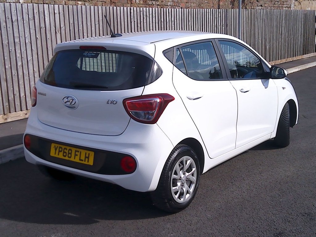 Used Hyundai i10 2018 for sale - 77904922: Photo 29