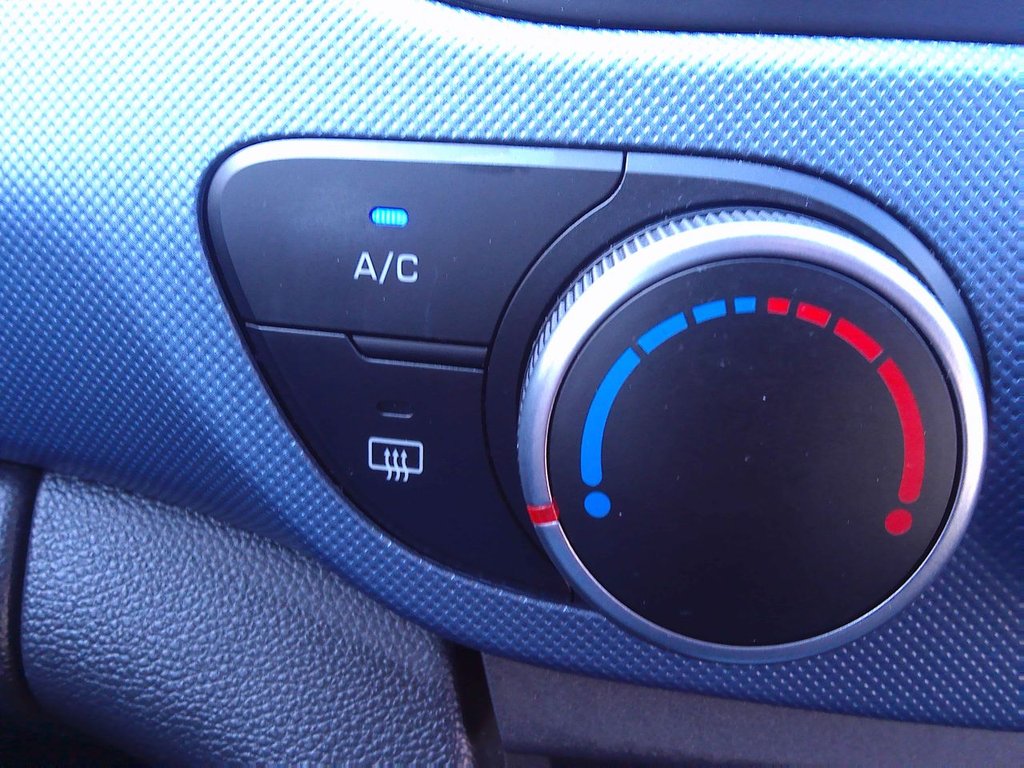 Used Hyundai i10 2015 for sale - 78167542: Photo 14