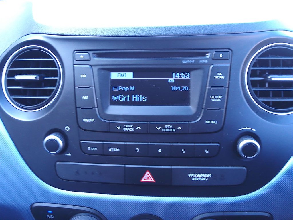 Used Hyundai i10 2015 for sale - 78167542: Photo 15