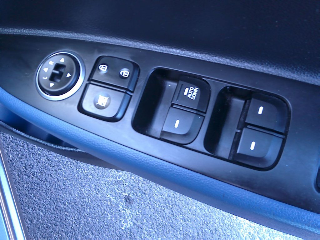 Used Hyundai i10 2015 for sale - 78167542: Photo 19