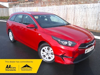 Used Kia Ceed 2023 for sale - 77945402: Photo