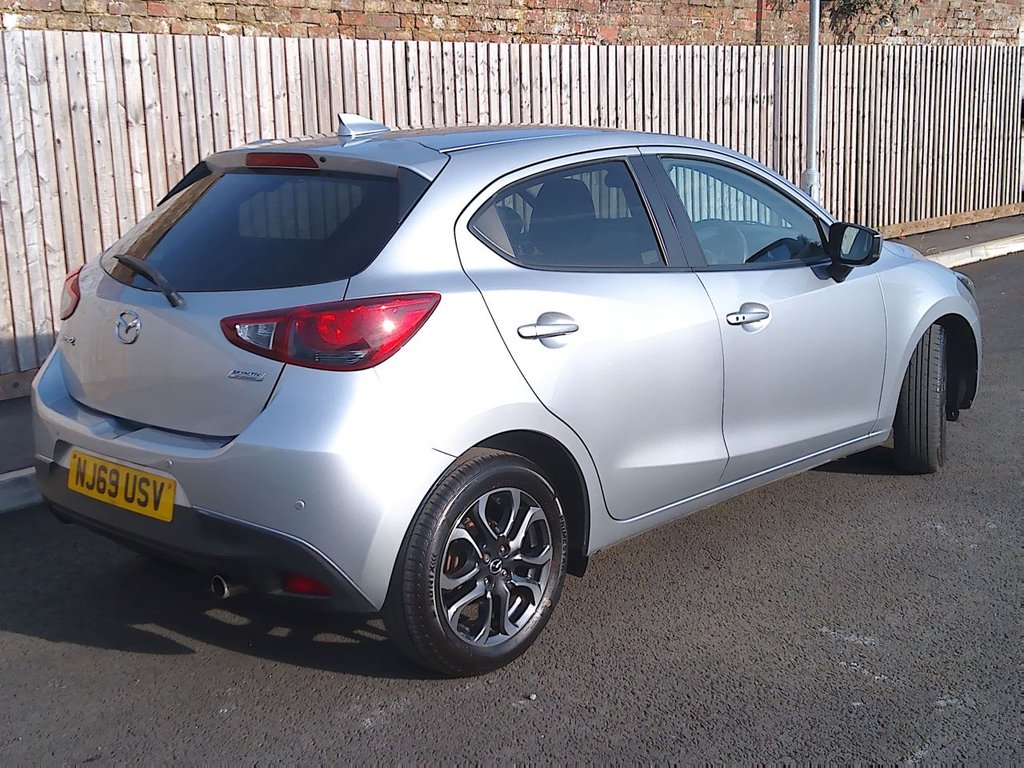 Used Mazda Mazda2 2019 for sale - 77904889: Photo 3