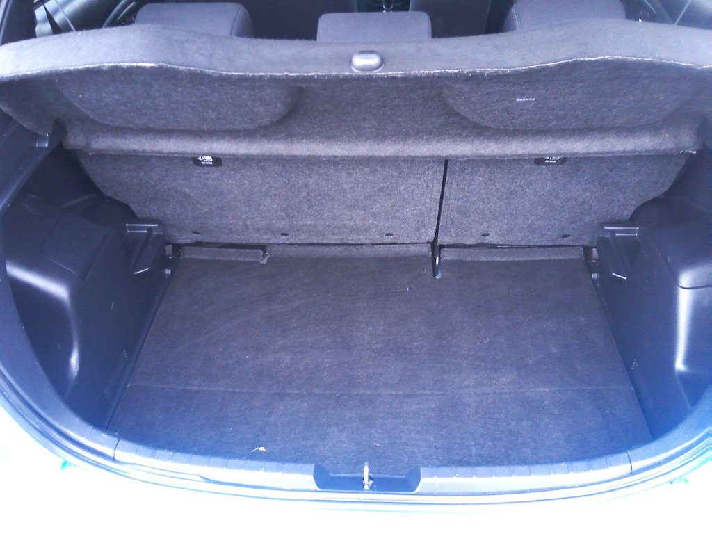 Used Toyota Yaris 2018 for sale - 77919542: Photo 29