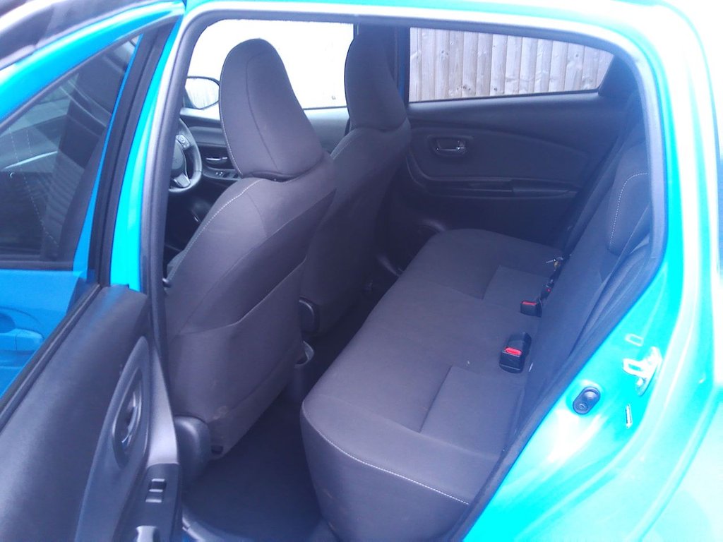 Used Toyota Yaris 2018 for sale - 77919542: Photo 8