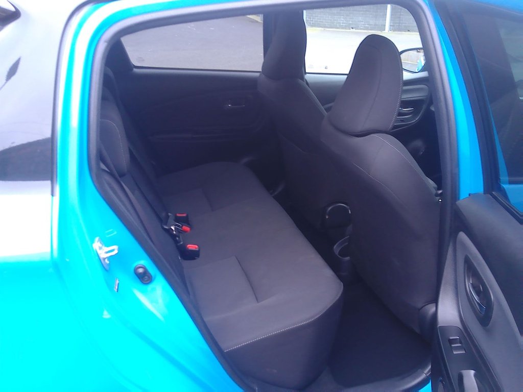 Used Toyota Yaris 2018 for sale - 77919542: Photo 9