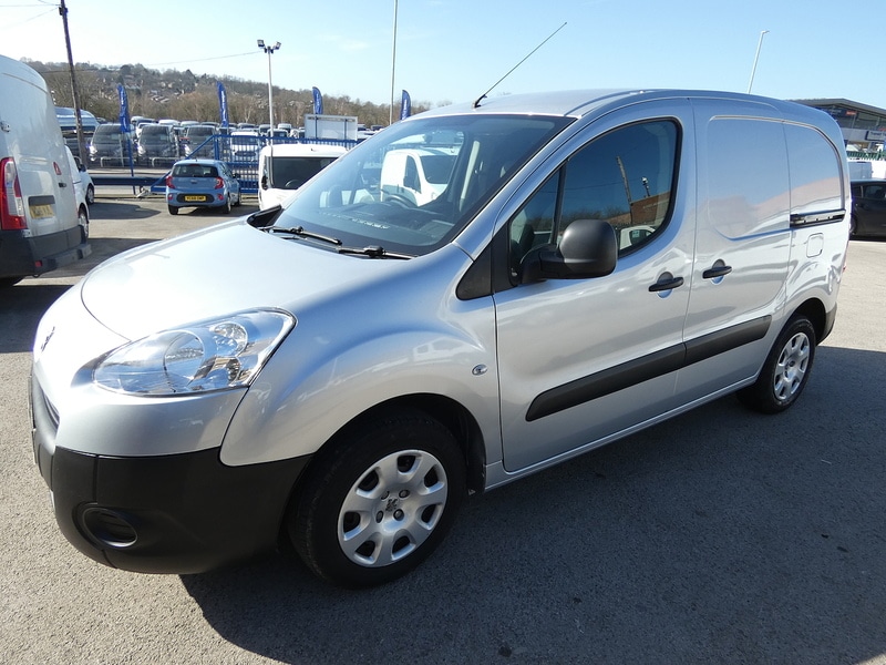 Used Peugeot Partner 2015 for sale - 77749171: Photo 18