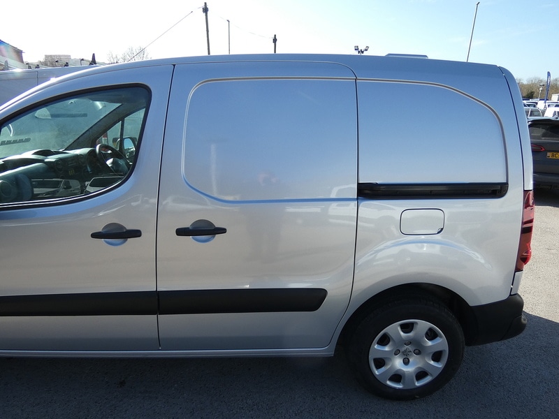 Used Peugeot Partner 2015 for sale - 77749171: Photo 19