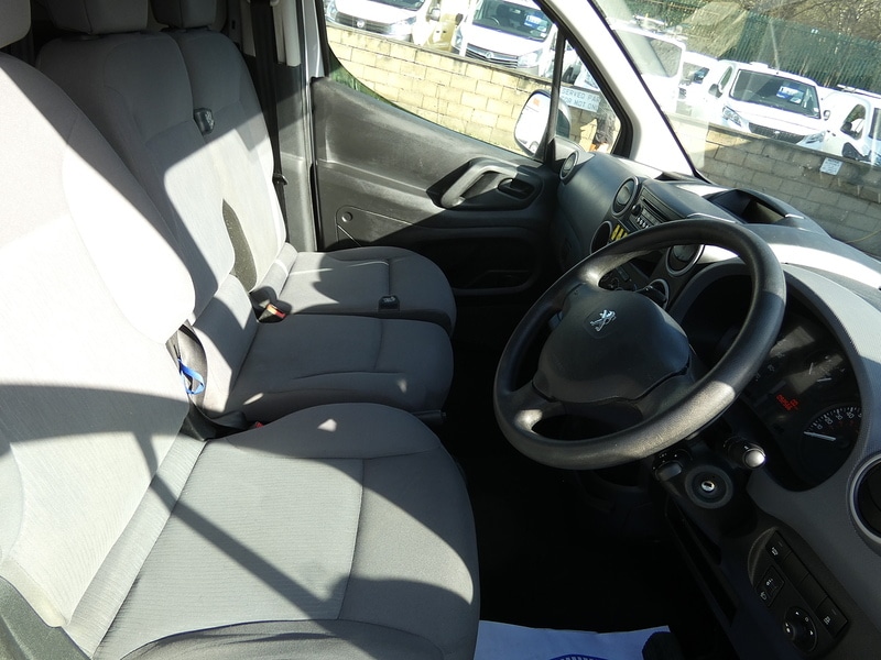 Used Peugeot Partner 2015 for sale - 77749171: Photo 2