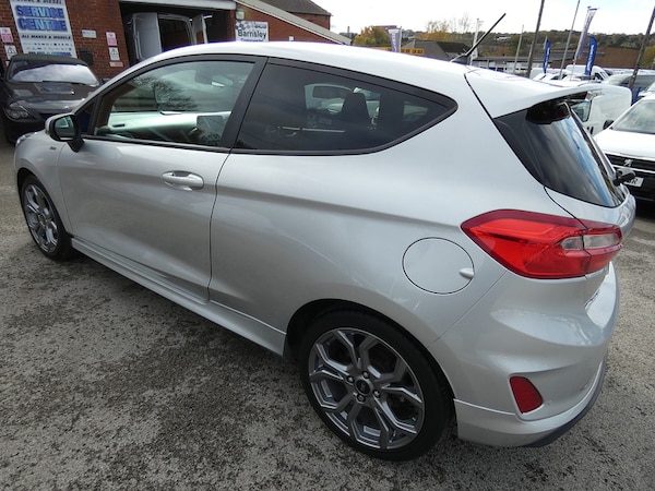 Used Ford Fiesta 2018 for sale - 72731422: Photo 5