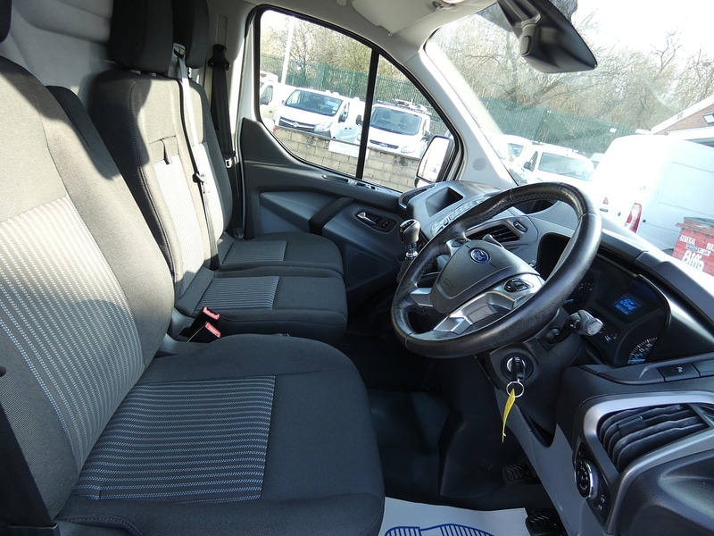 Used Ford Transit Custom 2017 for sale - 77749173: Photo 2