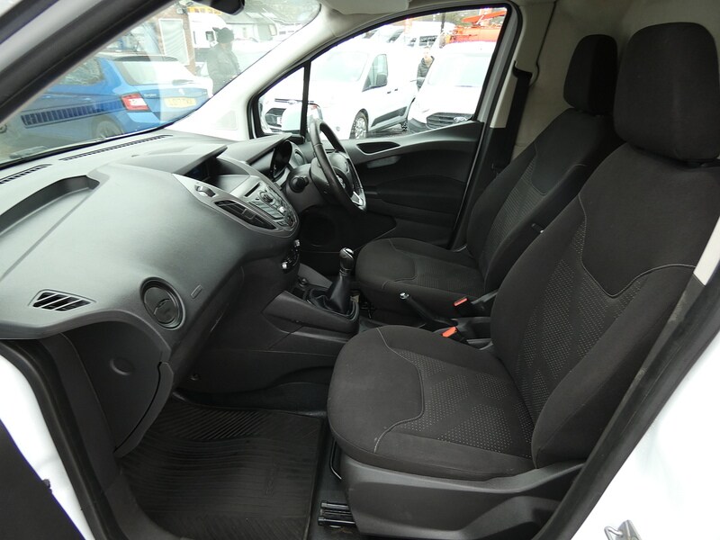 Used Ford Transit Courier 2015 for sale - 77528005: Photo 11
