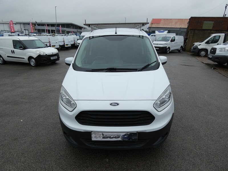 Used Ford Transit Courier 2015 for sale - 77528005: Photo 17