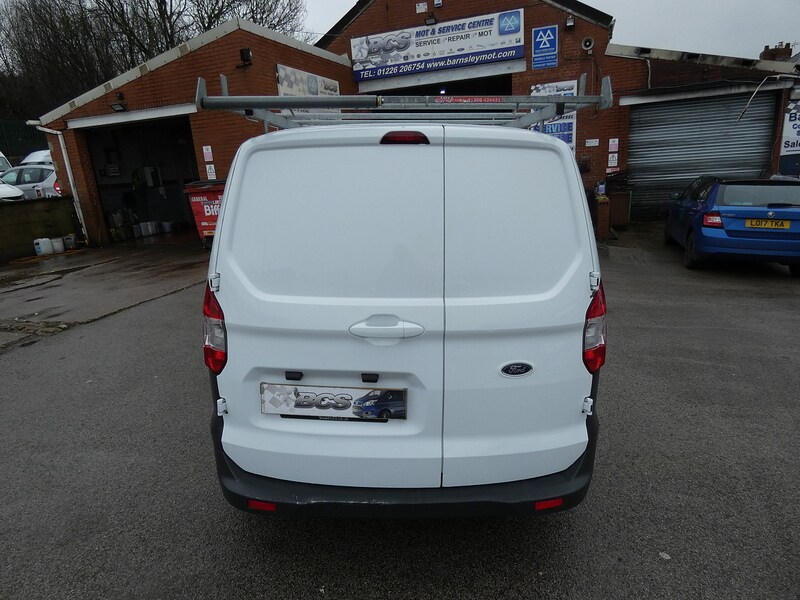 Used Ford Transit Courier 2015 for sale - 77528005: Photo 20
