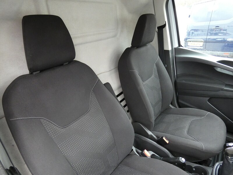 Used Ford Transit Courier 2015 for sale - 77528005: Photo 24
