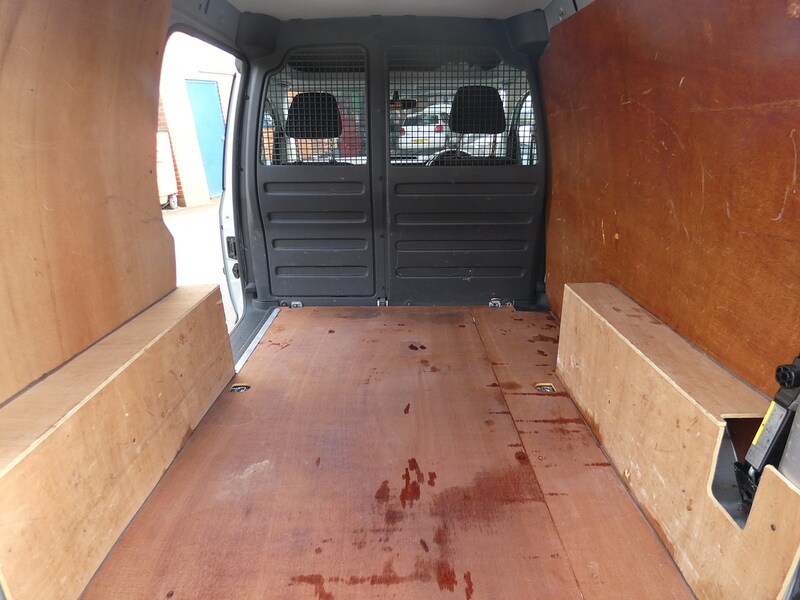 Used Volkswagen Caddy 2016 for sale - 77836604: Photo 3