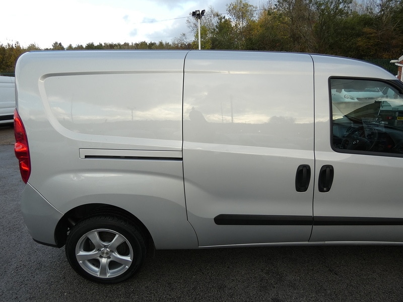 Used Vauxhall Combo 2017 for sale - 76346084: Photo 23