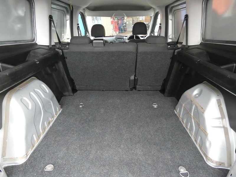 Used Vauxhall Combo 2017 for sale - 76346084: Photo 3