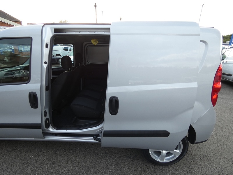Used Vauxhall Combo 2017 for sale - 76346084: Photo 33
