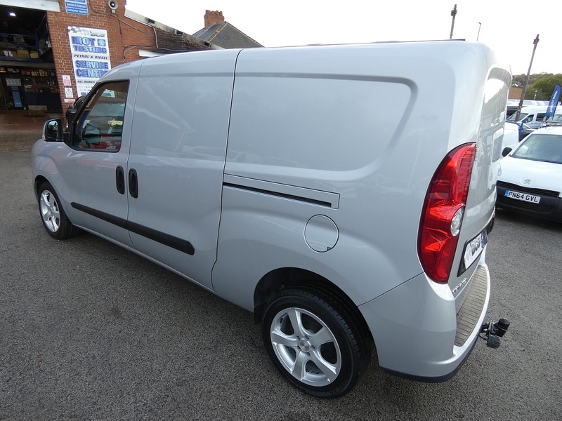 Used Vauxhall Combo 2017 for sale - 76346084: Photo 5