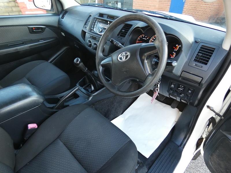 Used Toyota Hilux 2014 for sale - 76806907: Photo 21