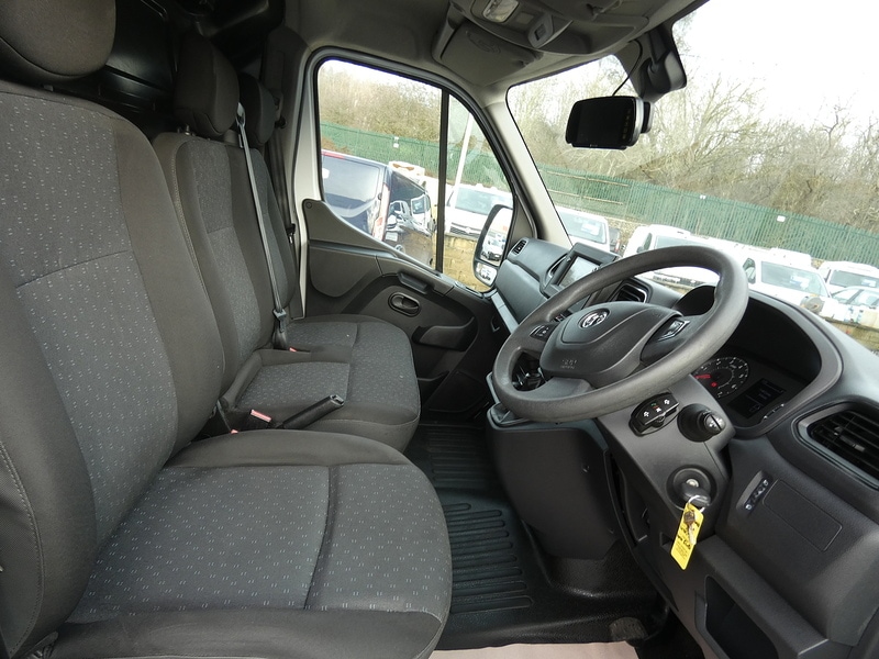 Used Vauxhall Movano 2022 for sale - 77594905: Photo 2