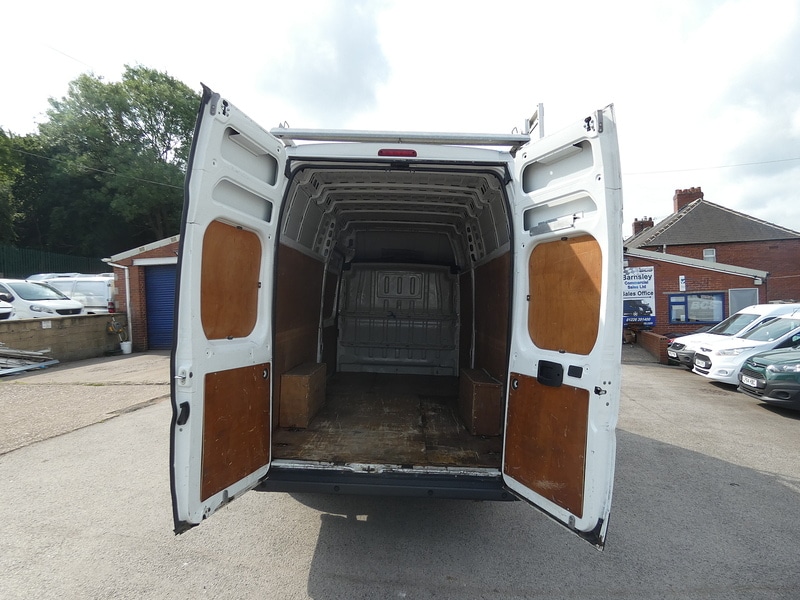 Vehicle 33