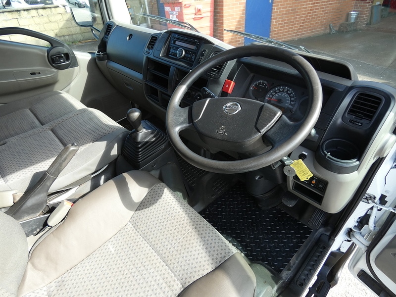Used Nissan Cabstar 2013 for sale - 78145619: Photo 2