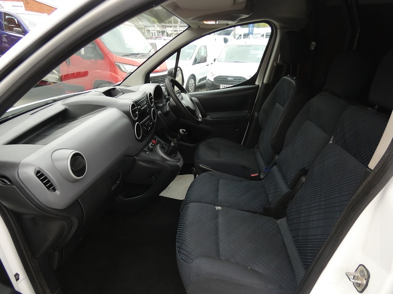 Used Peugeot Partner 2010 for sale - 76286222: Photo 11