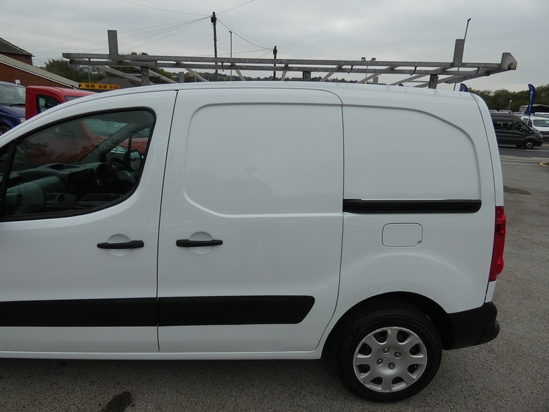 Used Peugeot Partner 2010 for sale - 76286222: Photo 19