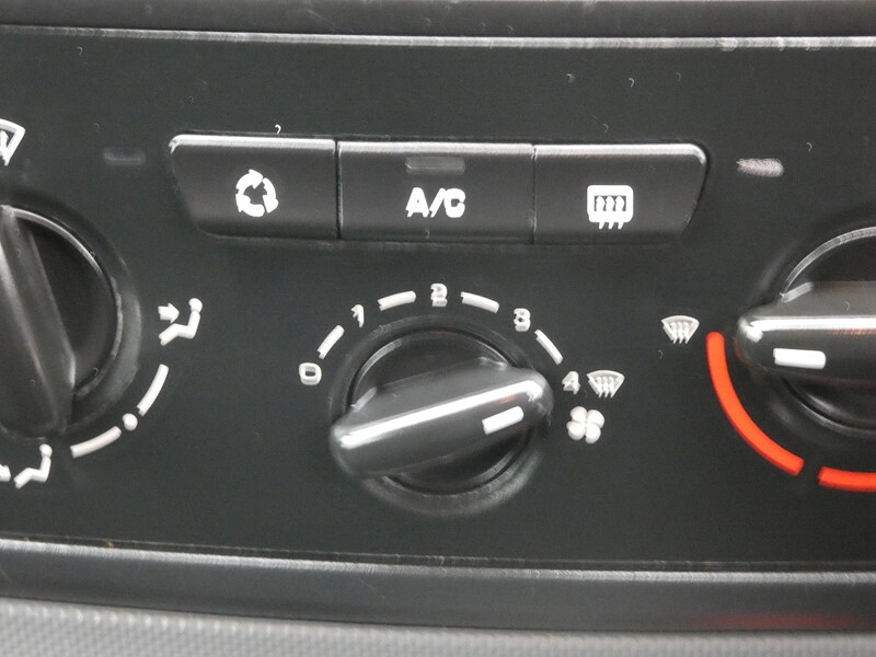 Used Peugeot Partner 2010 for sale - 76286222: Photo 27