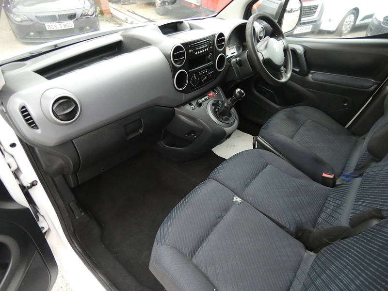 Used Peugeot Partner 2010 for sale - 76286222: Photo 28