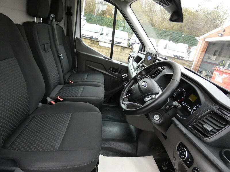 Used Ford Transit 2021 for sale - 76570691: Photo 2