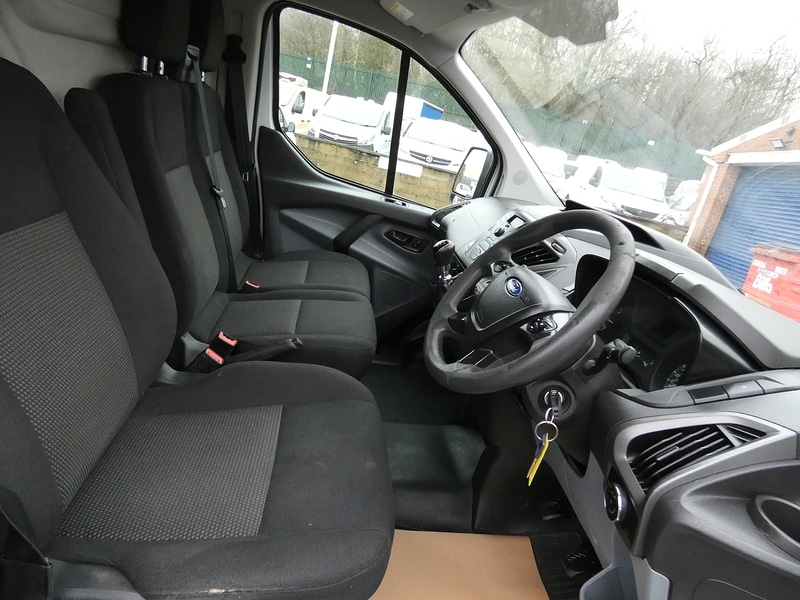 Used Ford Transit Custom 2015 for sale - 77328815: Photo 2