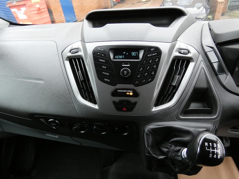 Used Ford Transit Custom 2015 for sale - 77328815: Photo 9