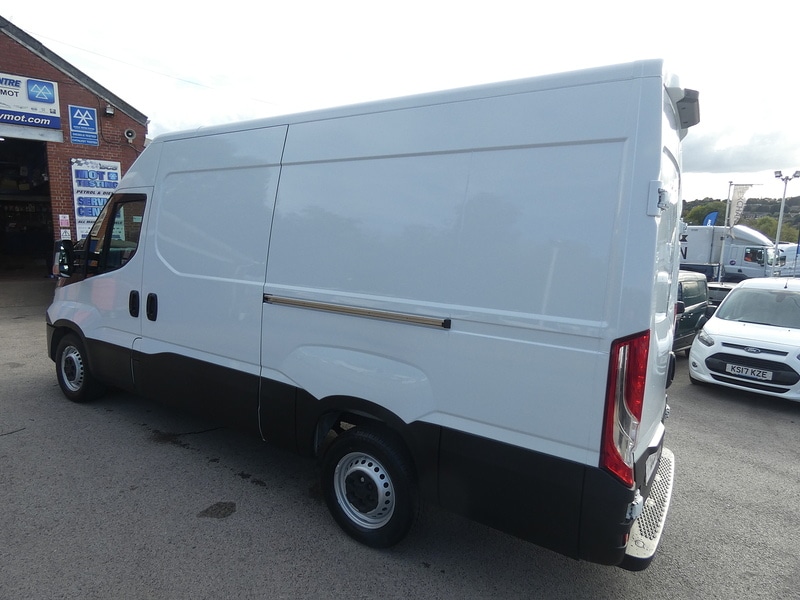 Used Iveco Daily 2018 for sale - 76736468: Photo 5