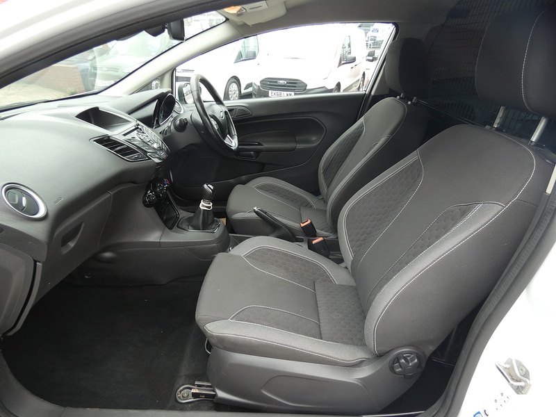 Used Ford Fiesta 2017 for sale - 77720640: Photo 13