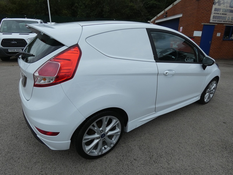 Used Ford Fiesta 2017 for sale - 77720640: Photo 20