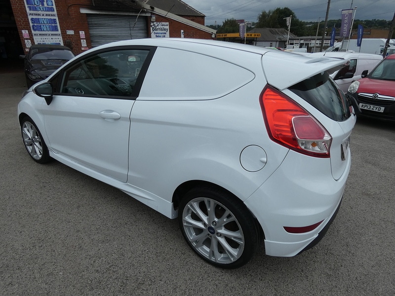 Used Ford Fiesta 2017 for sale - 77720640: Photo 5