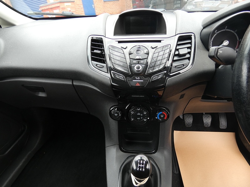 Used Ford Fiesta 2017 for sale - 77720640: Photo 9