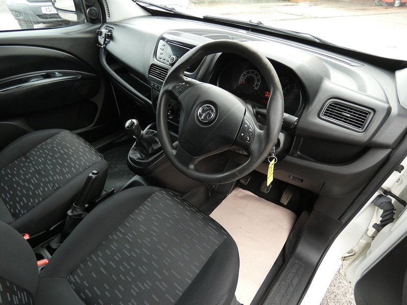 Used Vauxhall Combo 2014 for sale - 77528001: Photo 21