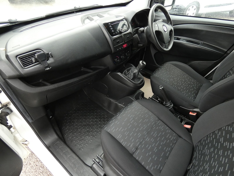 Used Vauxhall Combo 2014 for sale - 77528001: Photo 28